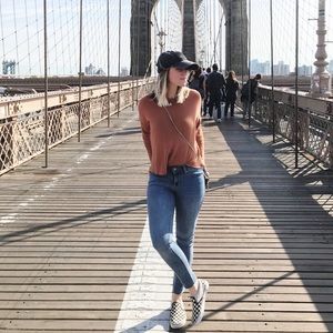 Meet your Posher, Kacey